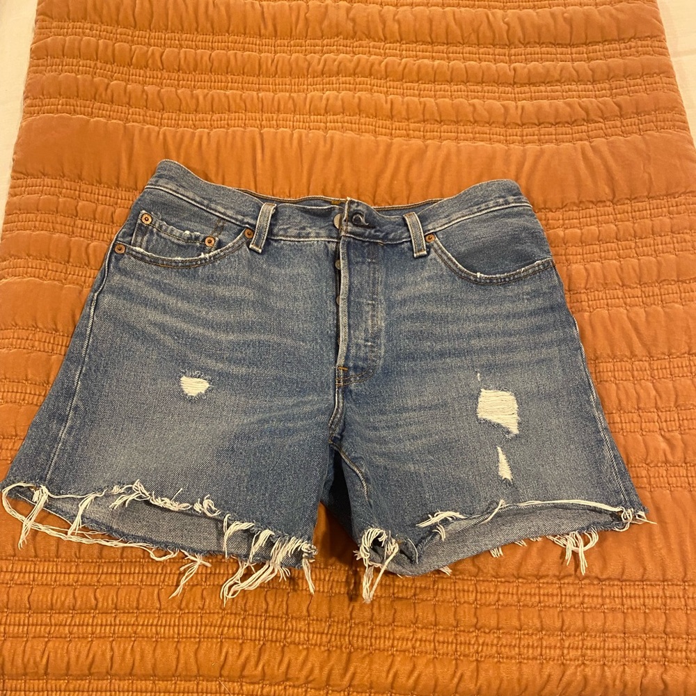 Levi’s denim shorts sz 28 high rise - Picture 1 of 5